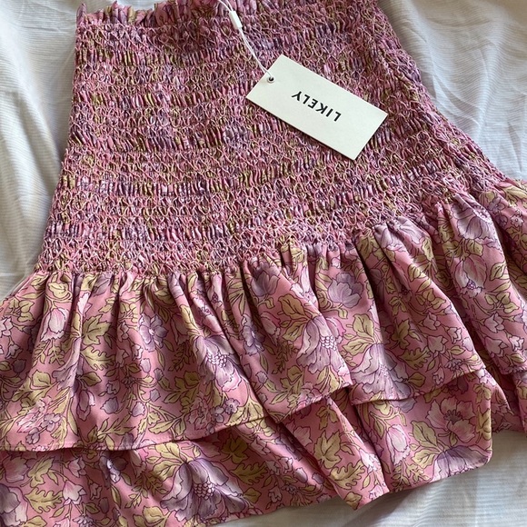 Likely Kenzie skirt sz S NWT - Picture 4 of 4